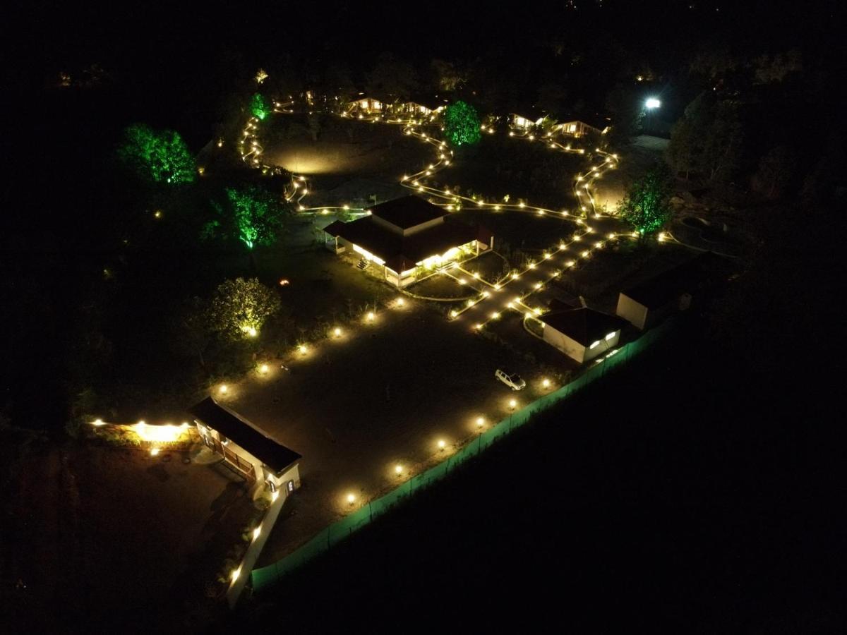 The Infinity Pench Resort Khawāsa エクステリア 写真